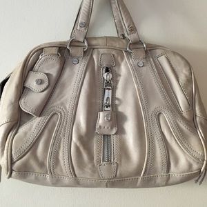 Off-wht soft leather L.A.M.B bag